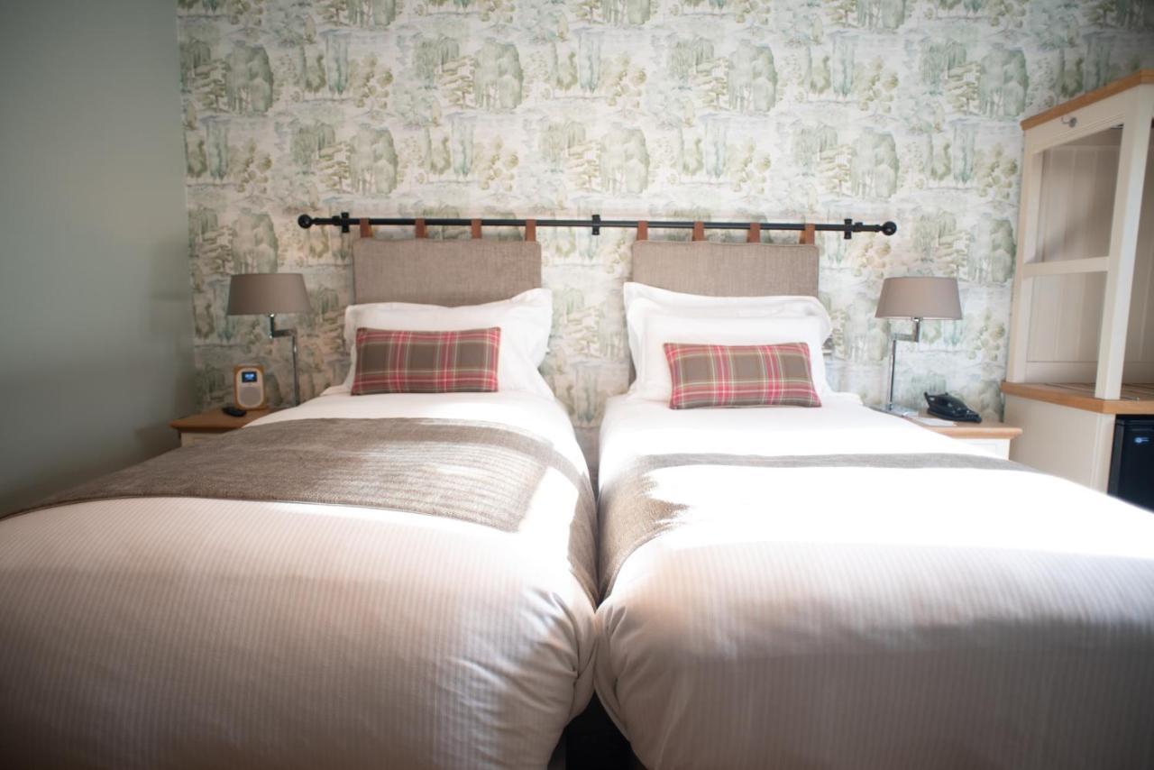 Cromwell Arms Country Pub With Rooms Romsey Exterior foto
